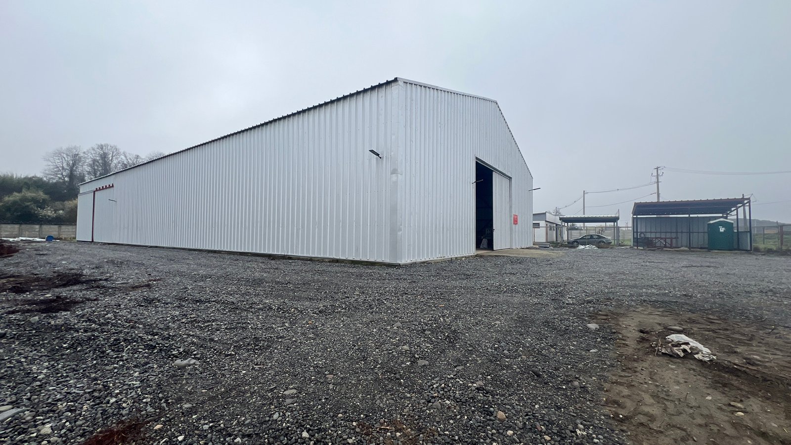 EFB7F584-40DD-4F62-A455-7A5BB32356FB_1_102_a